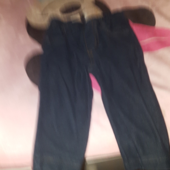 Too small - Picture 2 of 2